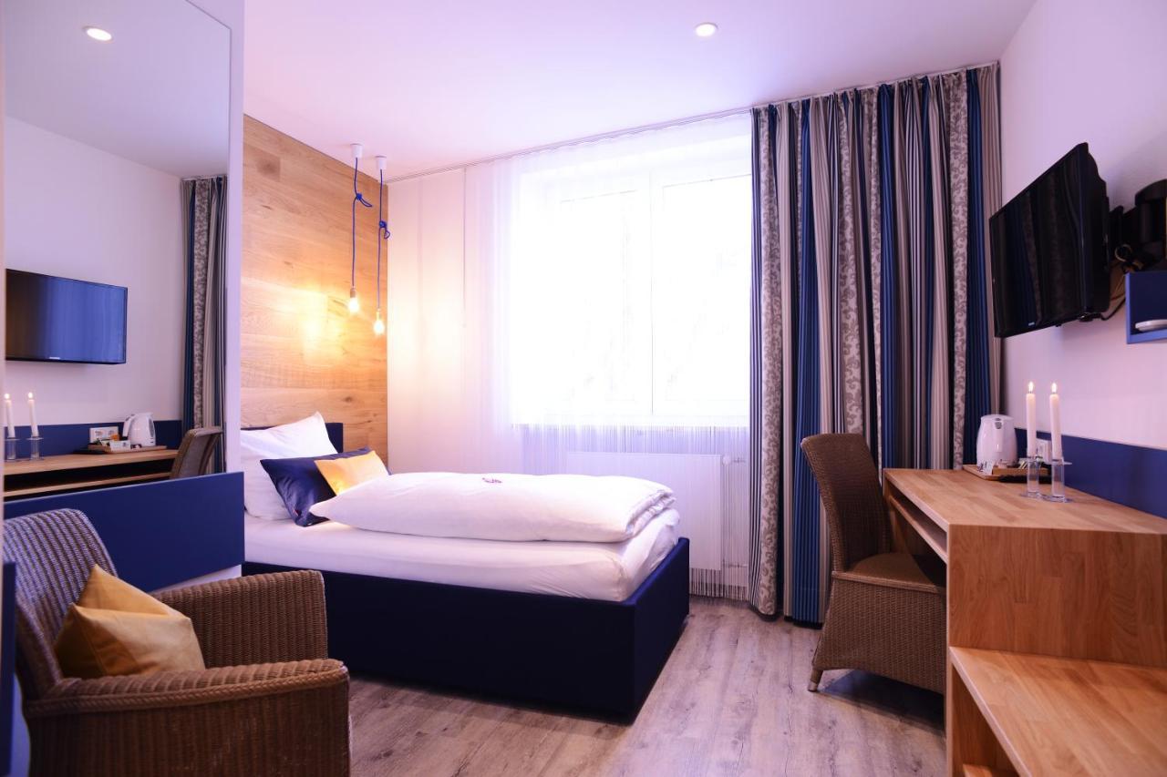 Gasthof Zur Post Hotel Und Parkplatz فوهنشتراوس المظهر الخارجي الصورة